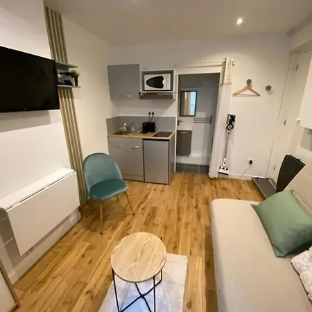 Fully Equipped Perrache Confluence District Practical & Centra