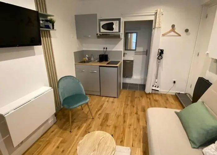 Fully Equipped Perrache Confluence District Practical & Centra